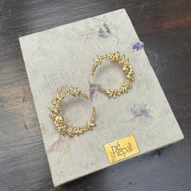 ピアス